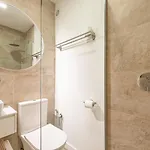 Guestready - Colourful And Modern Lxfactory Апартаменти