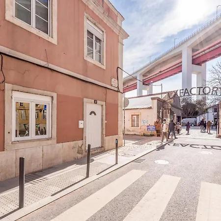 Apartamento Guestready - Colourful And Modern Lxfactory