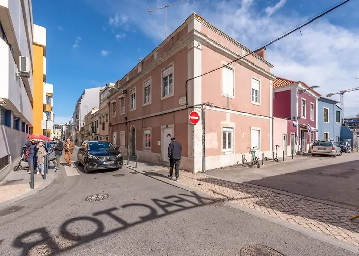 Appartement Guestready - Colourful And Modern Lxfactory