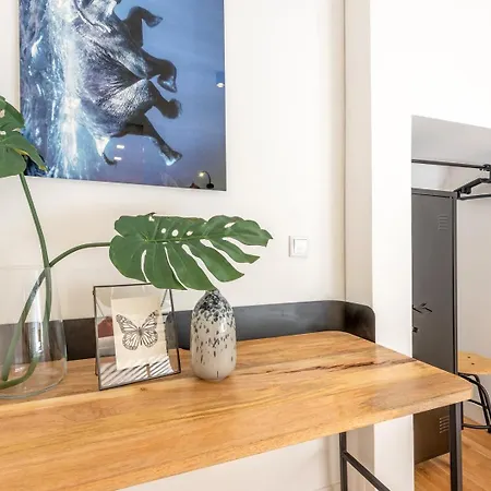 Guestready - Colourful And Modern Lxfactory Apartment *